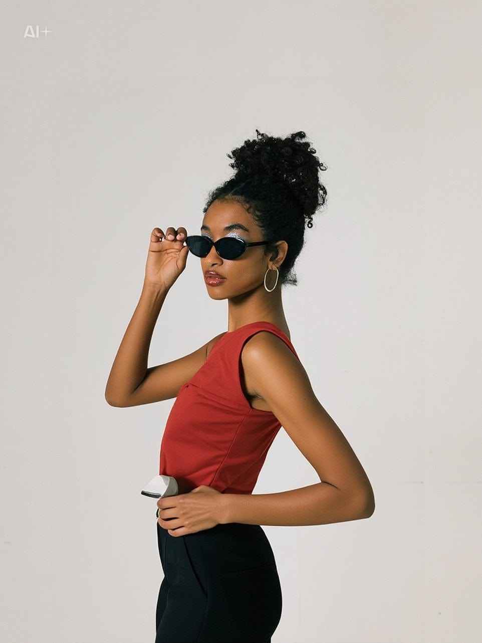 AWÉK Tops Sisi Eko Criss Cross Top