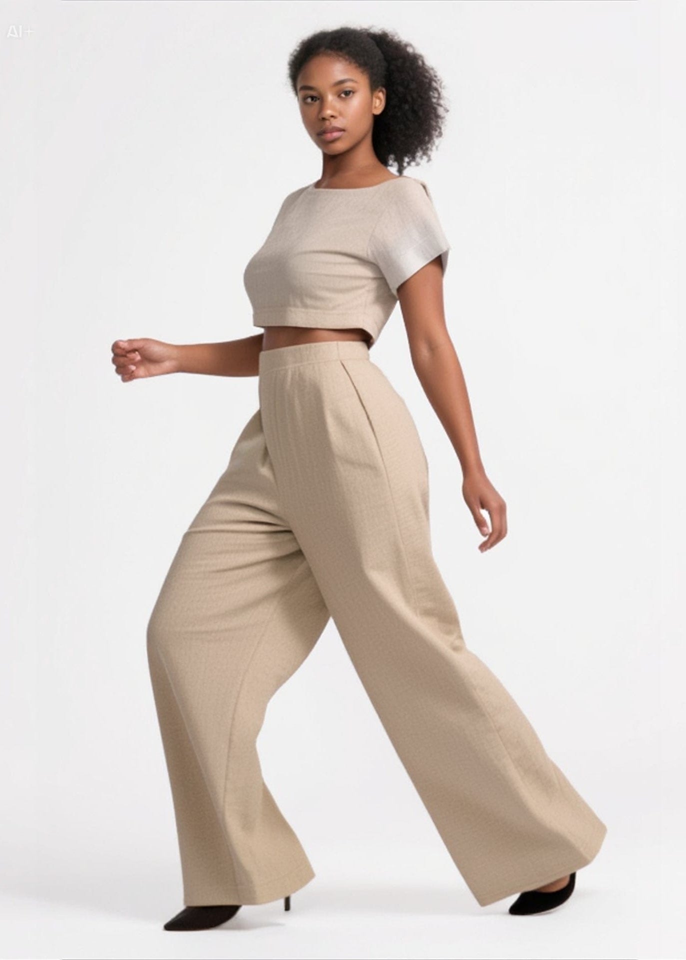 AWÉK Tops Sisi Remi Linen Blend Crop Top