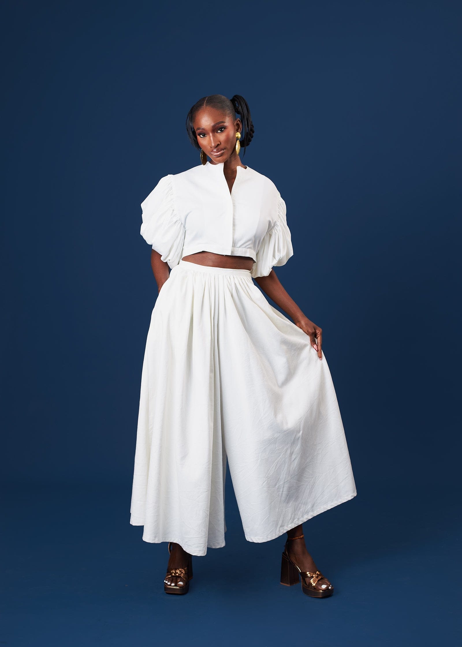 M.O.T Tops Off White / S Binta Tops