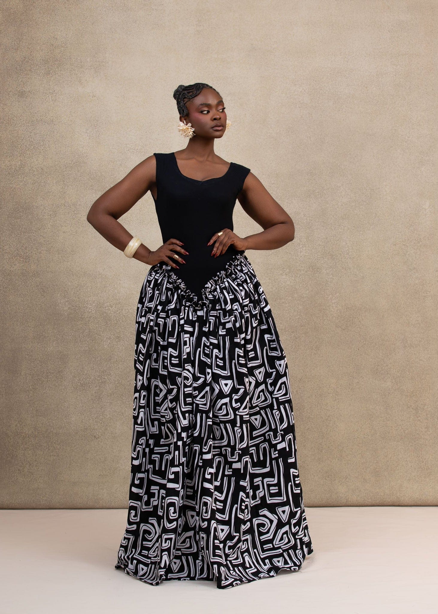 Ruks à la mode Dress Vee Dress